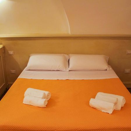 Al Civico 4 Bed & Breakfast Molfetta Exterior photo