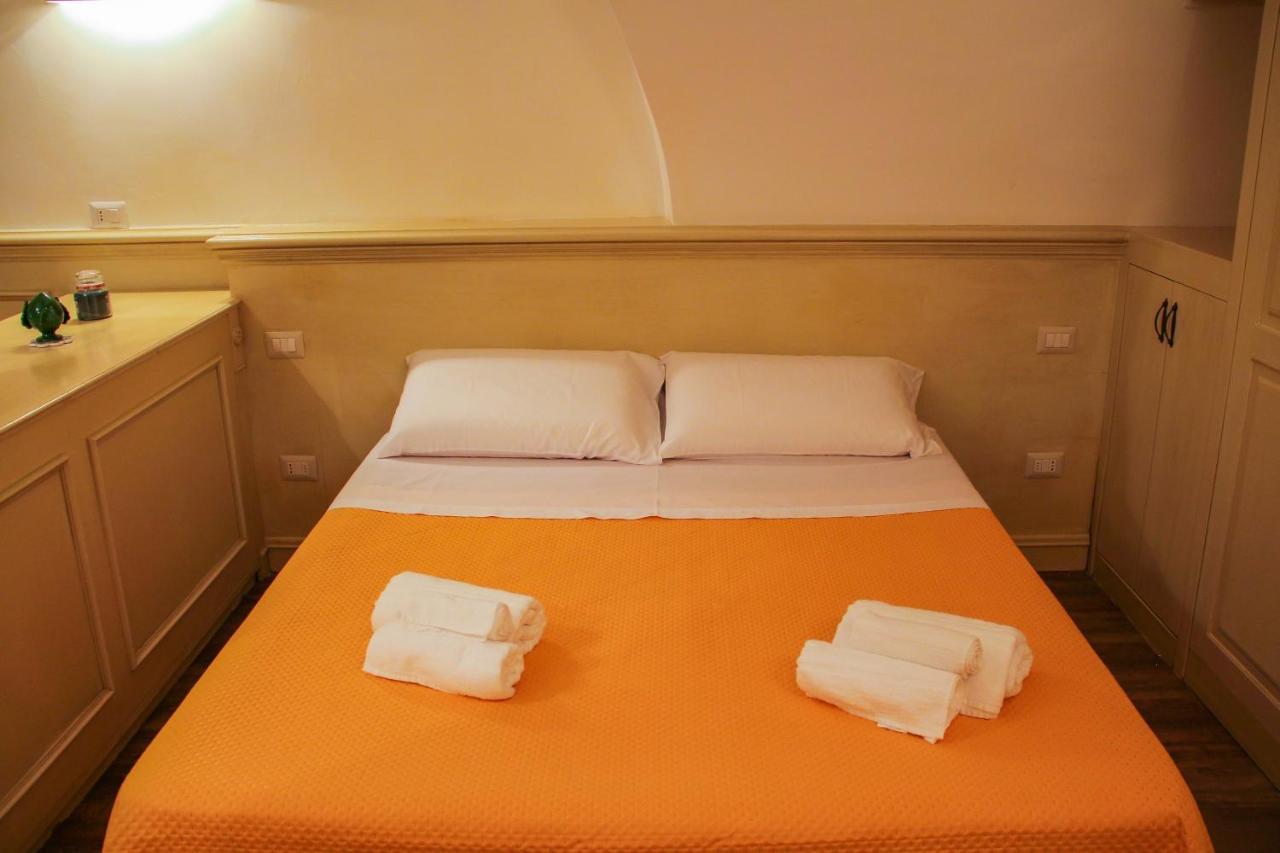 Al Civico 4 Bed & Breakfast Molfetta Exterior photo