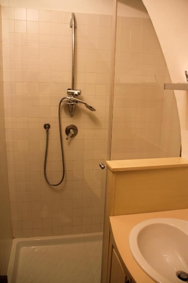 Al Civico 4 Bed & Breakfast Molfetta Exterior photo